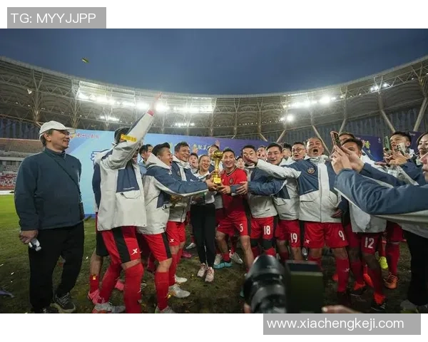 知名足球明星退役消息揭秘球迷们的心情如何变化